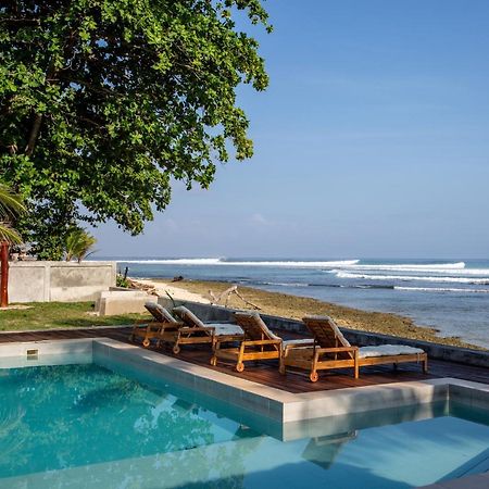 The Ujung Bocur Bungalows Krui Bagian luar foto