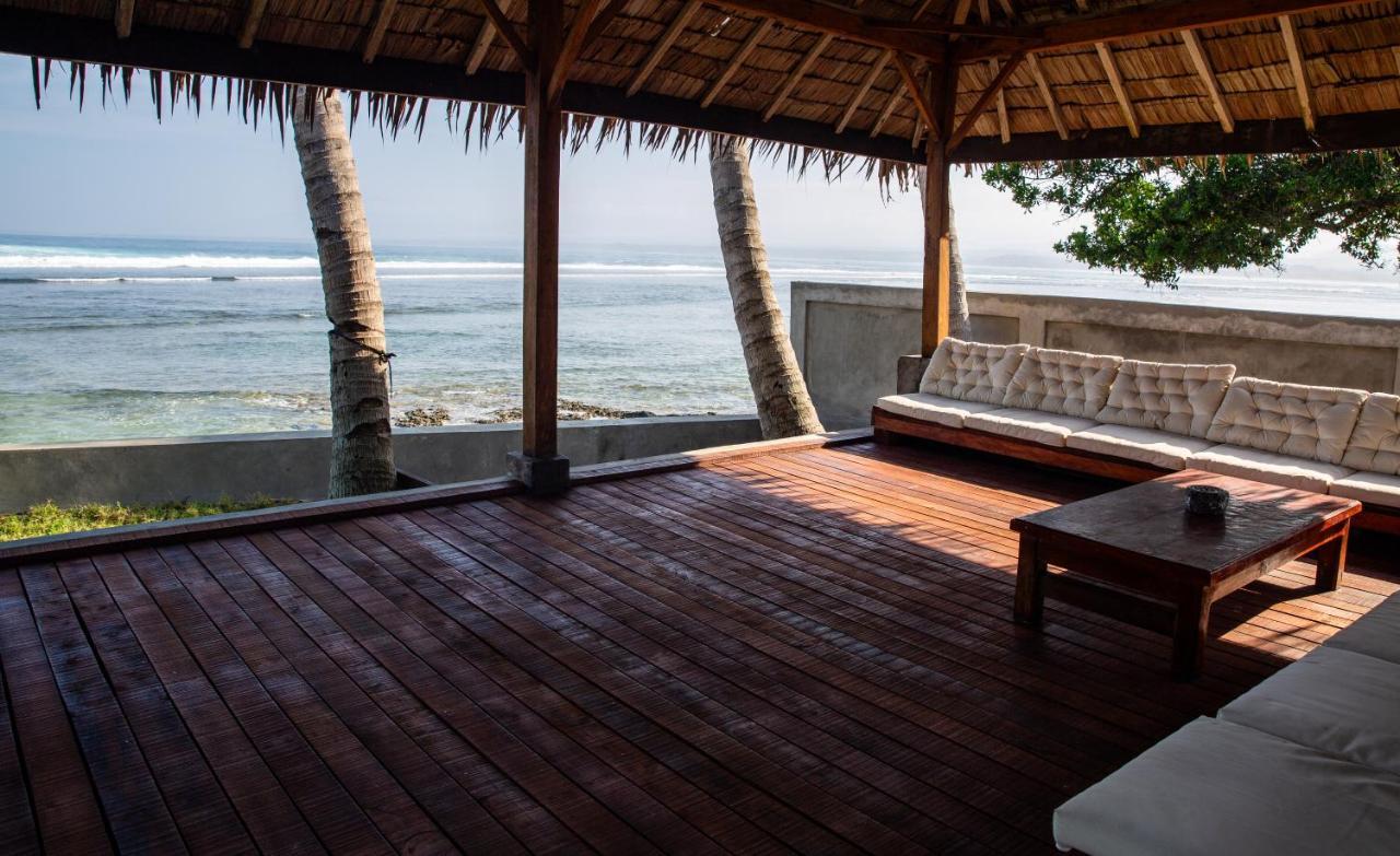 The Ujung Bocur Bungalows Krui Bagian luar foto