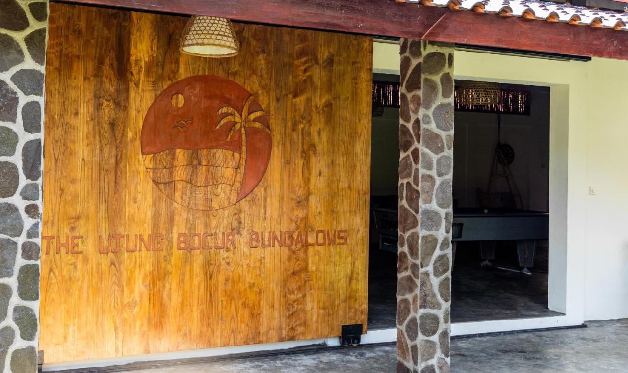 The Ujung Bocur Bungalows Krui Bagian luar foto