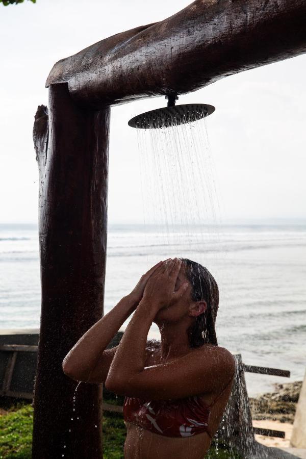 The Ujung Bocur Bungalows Krui Bagian luar foto