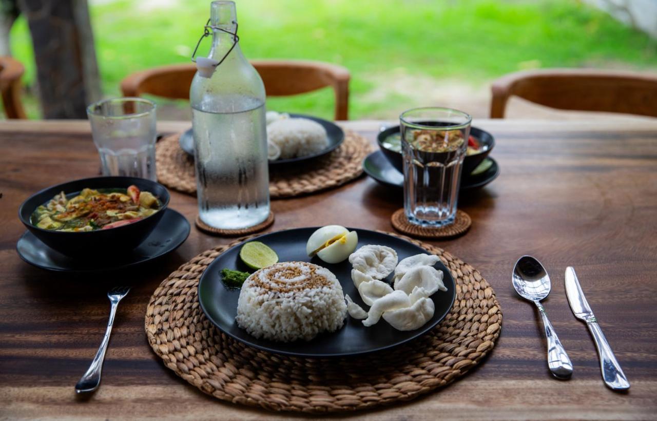The Ujung Bocur Bungalows Krui Bagian luar foto